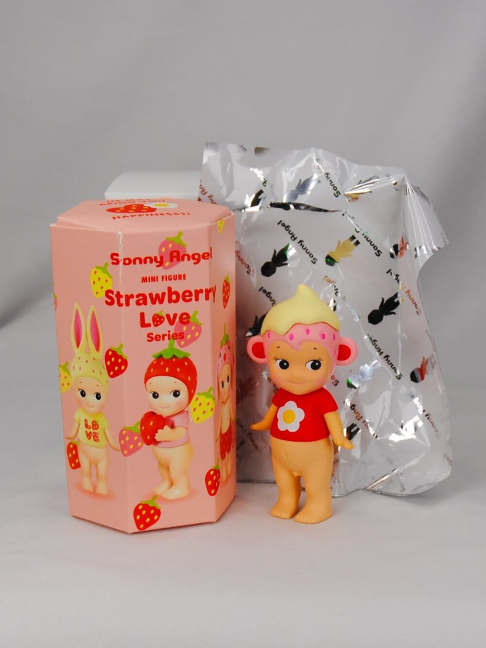 Sonny Angel ~ Strawberry Love Series ~ Monkey ~ 2026